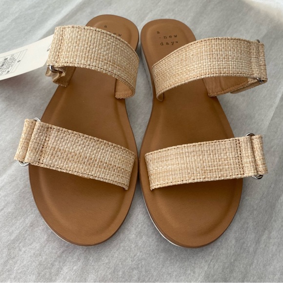 Women’s Boho Sandals - Women’s Flats - Picture 3 of 12